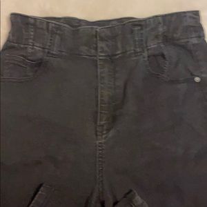 Almost famous Jeans crop/short